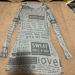 Lululemon grey long sleeve size 8 women’s